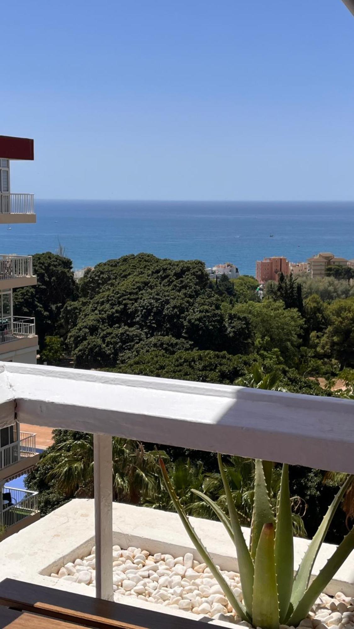 Coastal Feeling, Sea Views & Pools Hercules * Benalmádena